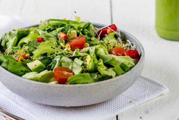 Salad with avocado dressing