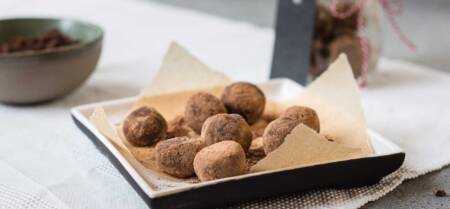 Vegan chocolate truffles